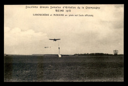 AVIATION - 2EME GRANDE SEMAINE D'AVIATION DE LA CHAMPAGNE REIMS 1910 - LABOUCHERE ET MORANE  EN VOL - ....-1914: Voorlopers