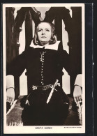 AK Schauspielerin Greta Garbo In Einem Filmkostüm  - Actors