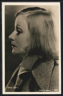 AK Schauspielerin Greta Garbo, Seitliches Foto Mit Melancholischem Blick  - Actors