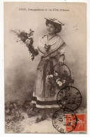 06 . Nice . Femme . La Bouquetière De La Côte D'Azur . 1917 - Artigianato