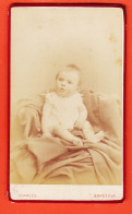 01170 / ⭐ Photo CDV 1890s BORDEAUX 33-Gironde ◉ Photographe CHARLES 46 Allées De Tourny ◉ Bébé Assis - Personnes Anonymes