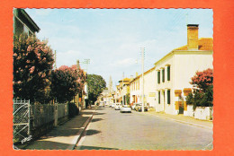 01346 / SOUSTONS 40-Landes Station CALTEX Rue Principale Auto 1970s TRIUMPH Décapotable ? PIERRON Edit EUROPE 1816 - Soustons