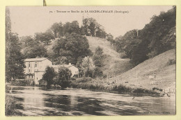 01250 / LA ROCHE CHALAIS 24-Dordogne Terrasse Et Le Moulin à Eau Sur Dronne 1910s - Mlles MARTINEAU 72 - Autres & Non Classés