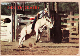 01679 / Western Rodeo Ride Em Coxboy 1970-1980s Published ASTROCARD HOUSTON TEXAS - Autres & Non Classés