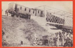 01650 / LES-PONTS-de-CE 49-Maine Loire (3) Catastrophe Ferroviaire 4 Aout 1907 Locomotive Une Heure Après Accident - Les Ponts De Ce