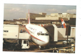 POSTCARD   PUBL BY  BY C MCQUAIDE IN HIS AIRPORT SERIES  LONDON GATWICK   CARD N0  44 - Aérodromes