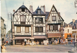 Auray - Les Maisons à Colombage Sur La Place - Auray