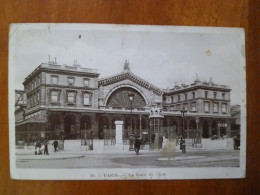 Carte Postale 18 Paris Gare De L'Est Marque Rose X - Metro, Stations