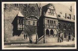 AK Halberstadt, Ratslaube Mit Passanten  - Halberstadt