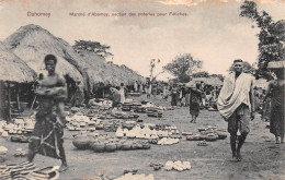 Afrique - Dahomey - Marché D'ABOMEY, Section Des Poteries Pour Fétiches - Dahomey