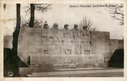 55 - VERDUN - MONUMENTS AUX MORTS - Verdun