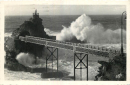 64 - BIARRITZ - PAR GROS TEMPS - Biarritz