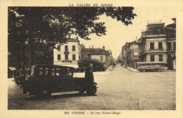 VIENNE  La Rue Victor Hugo Autobus Voiture RV - Vienne