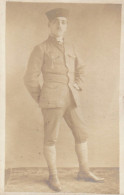 MILITAIRE CARTE PHOTO - Characters