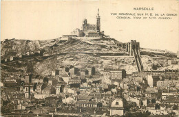 13 - MARSEILLE - VUE GENERALE SUR NOTRE DAME - Notre-Dame De La Garde, Aufzug Und Marienfigur