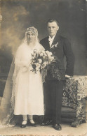 Marriage Family Social History Wedding Souvenir Real Photo Bride Veil Flowers - Huwelijken