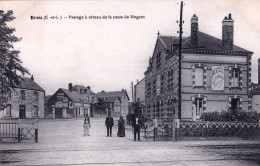 28 - Eure Et Loir - BROU - Passage A Niveau Route De Nogent - Café De La Terrasse - Autres & Non Classés