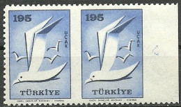Turkey; 1959 Airmail Stamp 195 K. ERROR "Partially Imperf." - Ungebraucht