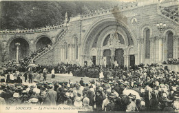 65 - LOURDES - PROCESSION - Lourdes