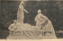 65 - LOURDES - MONUMENT OFFERT PAR CAMBRAI - Lourdes