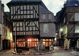 22 - Dinan - La Place Des Cordeliers Et La Vieille Maison à L'enseigne De La Mère Pourcel - CPM - Voir Scans Recto-Verso - Dinan