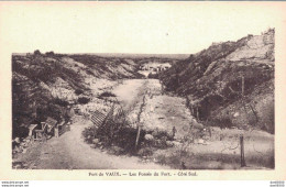 55 FORT DE VAUX LES FOSSES DU FORT COTE SUD - Guerra 1914-18