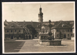 AK Weikersheim, Schlossplatz Mit Brunnen Von 1767  - Altri & Non Classificati