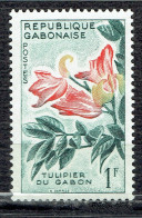 Fleurs : Tulipier Du Gabon - Gabón (1960-...)