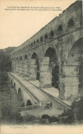 30 - LE PONT DU GARD ET LA ROUTE - Altri & Non Classificati