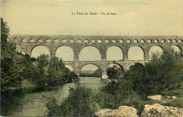 30 - LE PONT DU GARD - VUE DE FACE - ASPECT TOILE - Autres & Non Classés