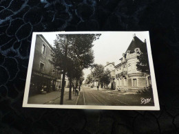 C-29 , CPSM , Nantes, Rue Du Général Buat , Quartier Des Chalâtres - Nantes