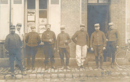 Carte Photo Guerre 1914/1918 France Soldats Bureau Peloton / Platoon Office Military Uniforms - Regimente