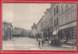 Carte Postale 27. Les Andelys Le Grand Andely Faiencerie  Place Nicolas Poussin  Très Beau Plan - Les Andelys