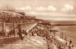 R331726 Bandstand And East Promenade. Clacton On Sea. RP - Wereld