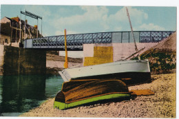 Le Tréport - Barques échouées Devant Le Pont Tournant - Le Treport