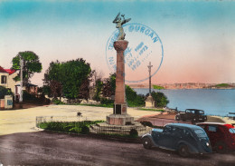 Dinard - Place De L'Eglise - Monument Aux Morts - Dinard