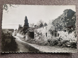 Carte Postale MOUTIERS-ST-JEAN : Chemin De Ronde Vieilles Fortifications - Autres & Non Classés