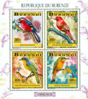 Burundi 2014 - Les Oiseaux Du Burundi -  Oiseaux Chanteurs - Feuillet - Papagayos