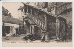 MEAUX - SEINE ET MARNE - ESCALIER DU XIIe SIECLE DU VIEUX CHAPITRE - Meaux