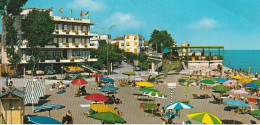 CAORLE SPIAGGIA DI PONENTE ALBERGHI ANIMATA VIAGGIATA ANNO 1964 - Venezia