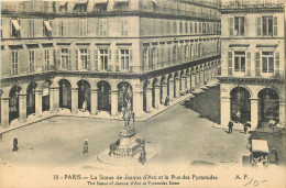 75 - PARIS - STATUE DE JEANNE D'ARC ET LE RUE DES PYRAMIDES - Paris (01)