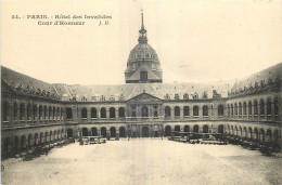 75 - PARIS - HOTEL DES INVALIDES - COUR D'HONNEUR - Autres Monuments, édifices