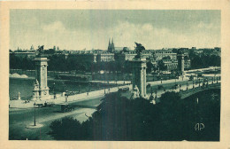 75 - PARIS - LE PONT ALEXANDRE III - Bridges
