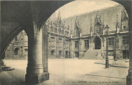 76 - ROUEN - COUR DU PALAIS DE JUSTICE - Rouen