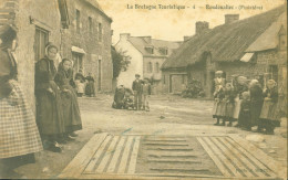 CPA CP La Bretagne Touristique Roudouallec Finistère Photo Binet - Sonstige & Ohne Zuordnung