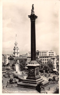 R335822 In Trafalgar Square. London. K. 6329. Valentines. RP. Nelson Column With - Andere & Zonder Classificatie