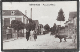 70 - FOUGEROLLES - Avenue Du Château - Animée - Autres & Non Classés