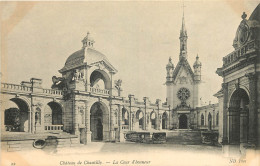 60 - CHÂTEAU DE CHANTILLY - LA COUR D'HONNEUR - Chantilly