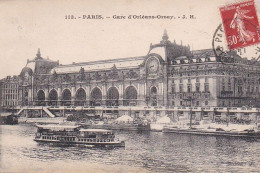 La Gare D' Orsay : Vue Extérieure - Métro Parisien, Gares