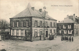 Le Chesne * Rathaus ( Hauptwache ) * Place Village - Le Chesne